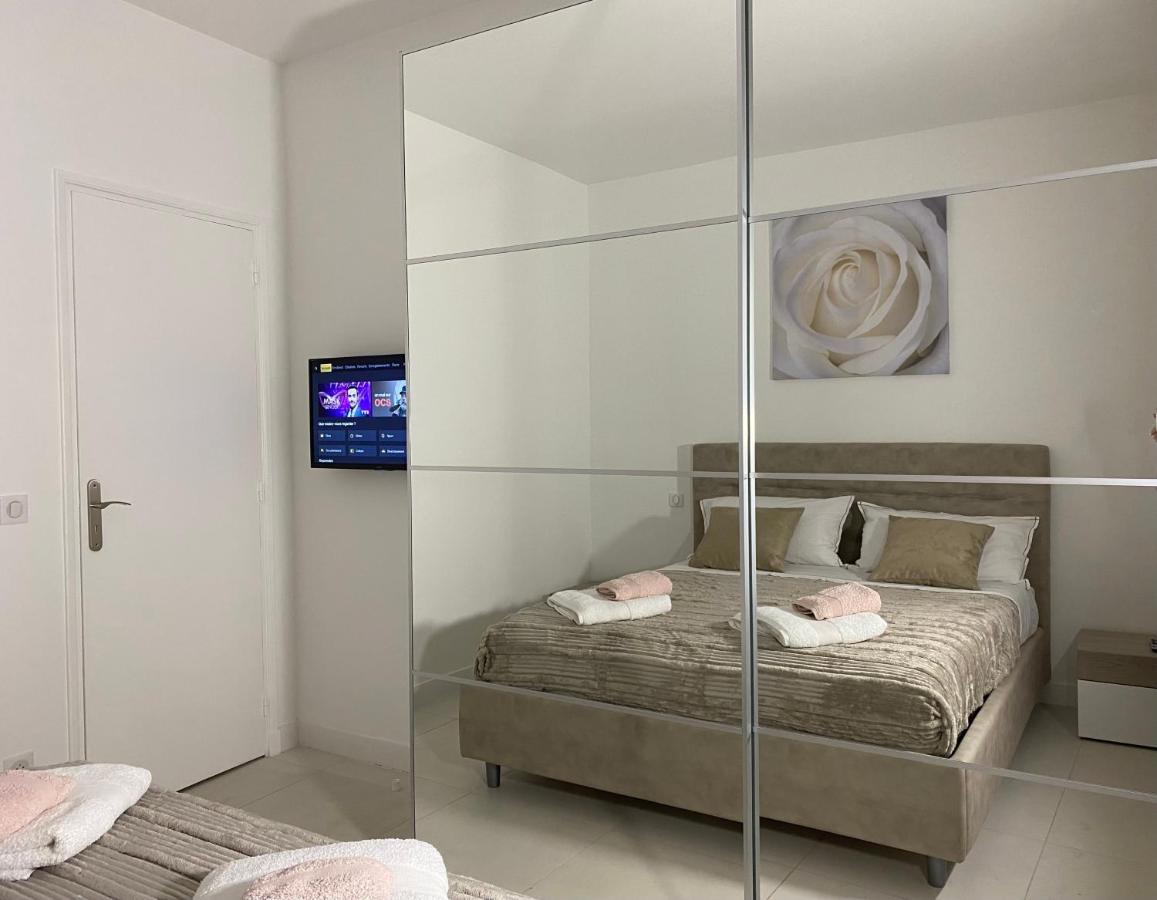 Hello 2 Pieces “Renove Et Climatise “ Vieil Antibes Apartment Luaran gambar